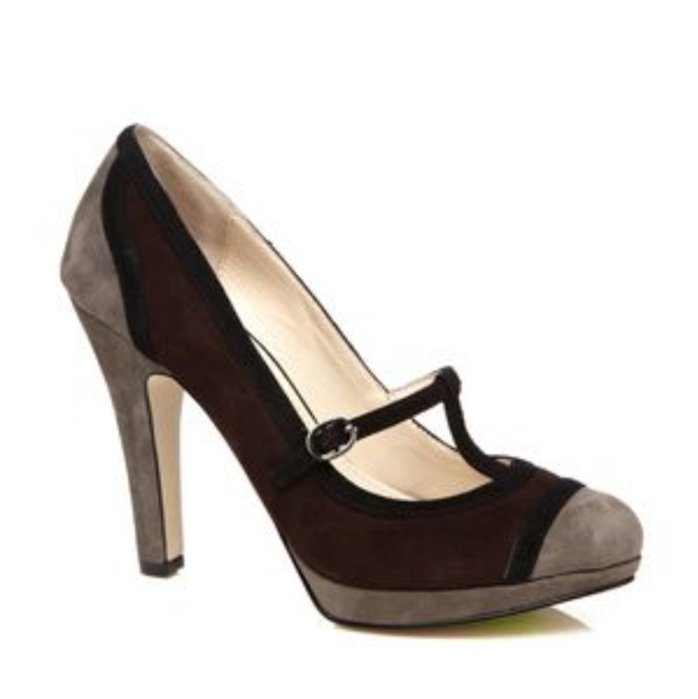 Anne Klein pumps